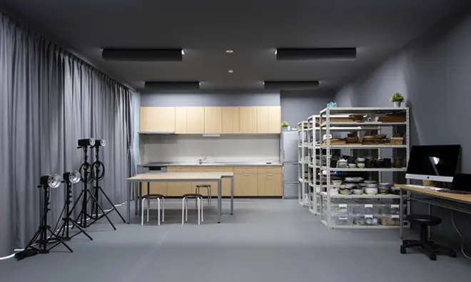 自社スタジオを完備