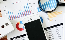 新サービス開始に伴い、チラシやSNS広告を活用