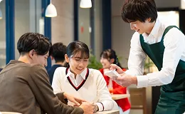 業務を省人化し、顧客の満足度向上を図る